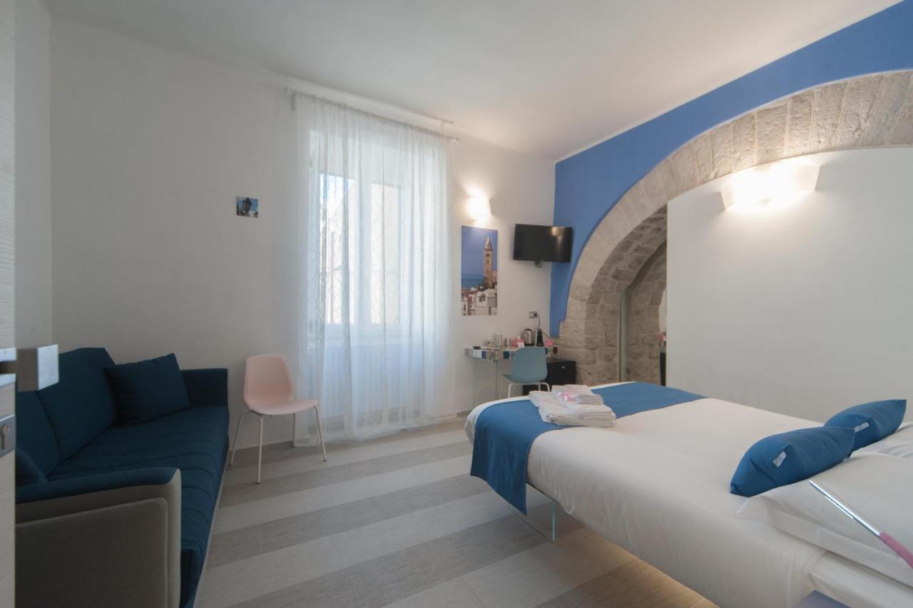 La Cattedrale Dai Tetti Bed and Breakfast Trani Exterior foto