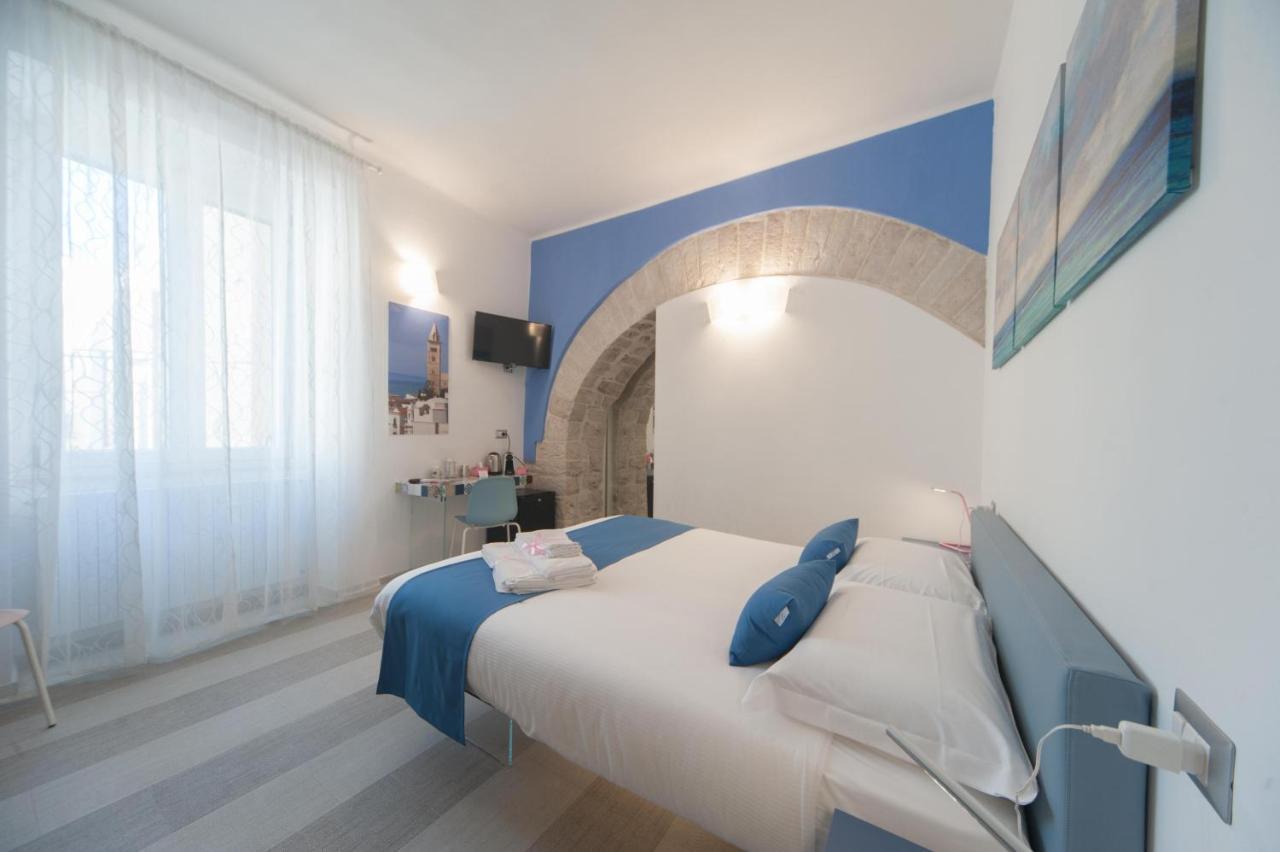 La Cattedrale Dai Tetti Bed and Breakfast Trani Exterior foto